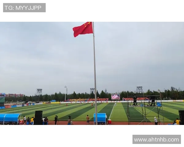 深入探讨上海足球队各队员配合默契程度与战术执行力的全面对比分析